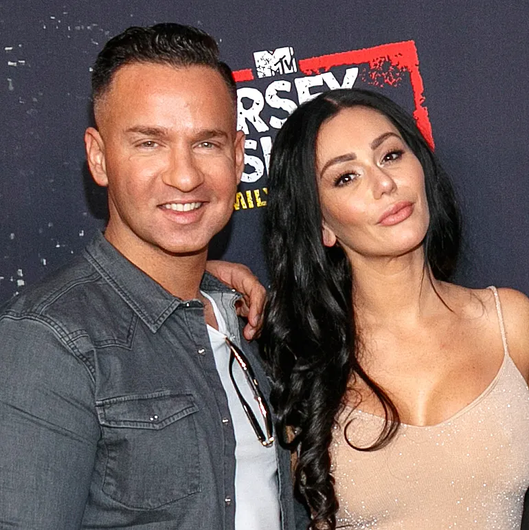 Jenni &lsquo;JWoww&rsquo; Farley Wears Mike &lsquo;The Situation&rsquo; Sorrentino Sweatshirt While He&rsquo;s in Prison: &lsquo;Missing My Friend&rsquo;