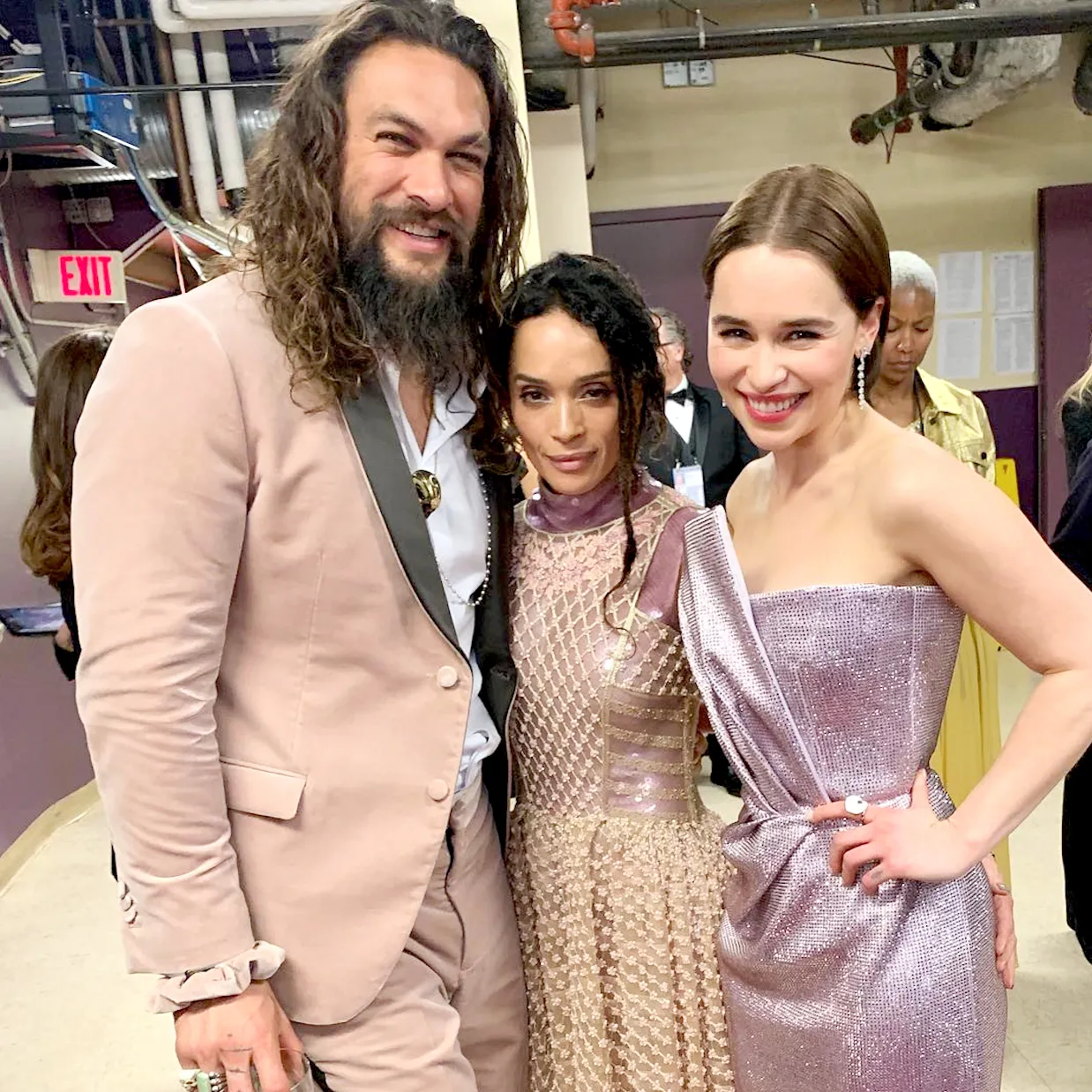 Jason-Momoa-and-Emilia-Clarke-Reunite-at-Oscars-2019