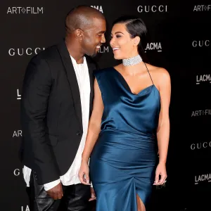 Kanye-West-Surprises-Kim-Kardashian-With-Private-Kenny-G-Performance-valentines-day