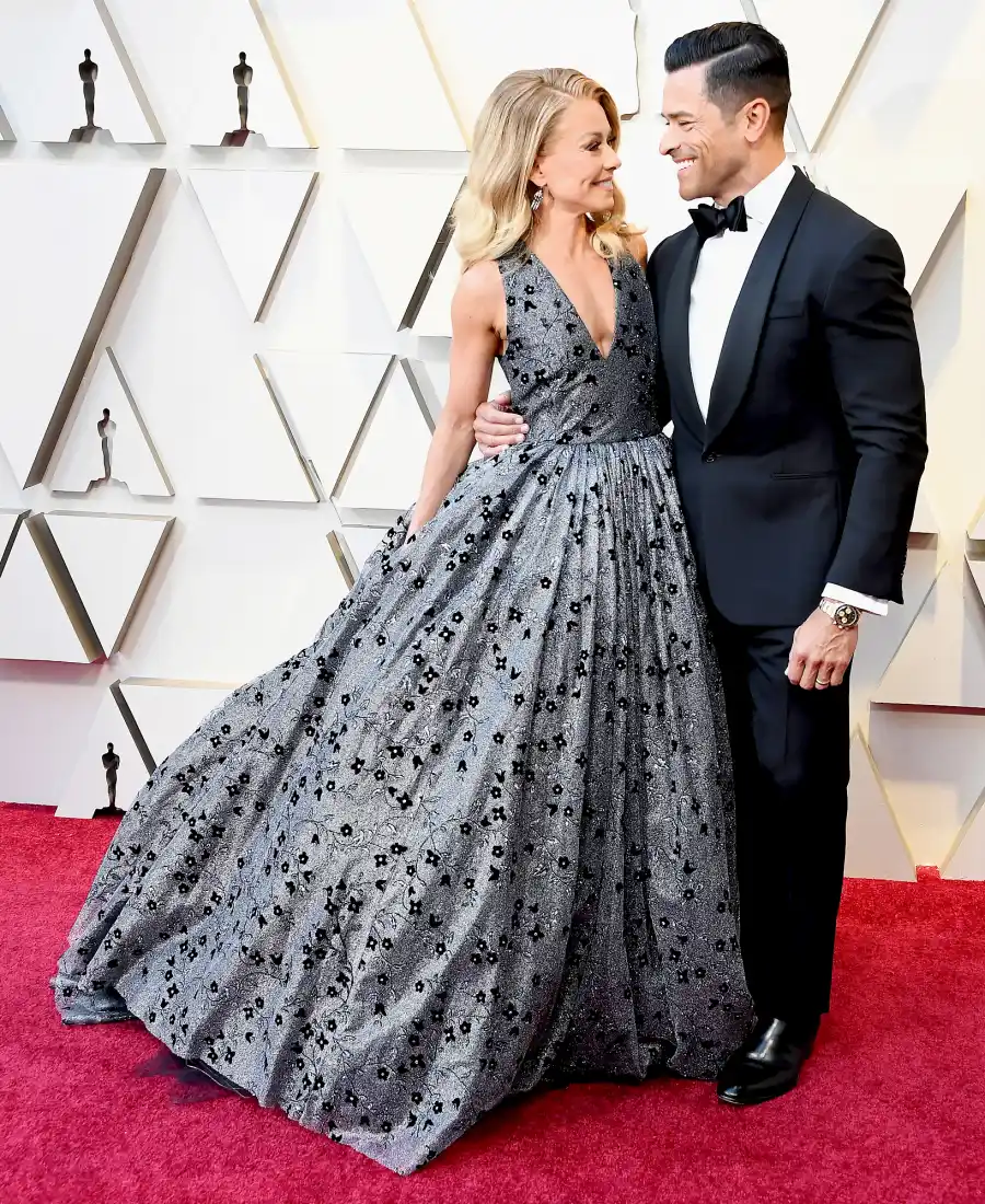 Kelly-Ripa-and-Mark-Consuelos-oscars-2019