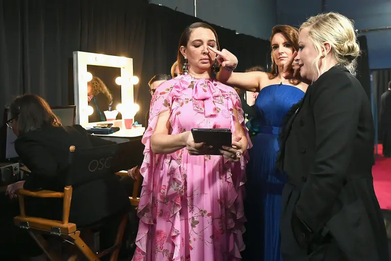 Oscars 2019 Backstage Maya Rudolph Tina Fey Amy Poehler