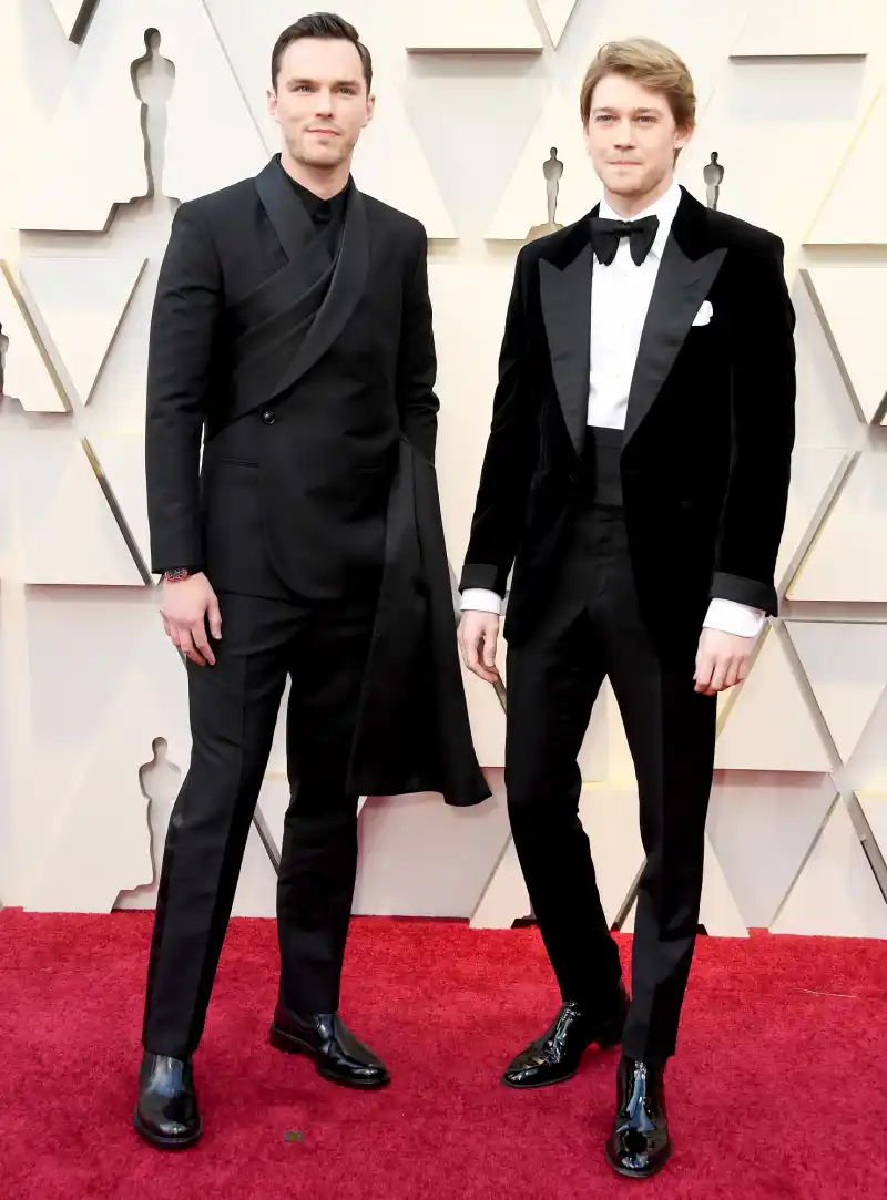 Nicholas-Hoult-and-Joe-Alwyn-oscars-2019