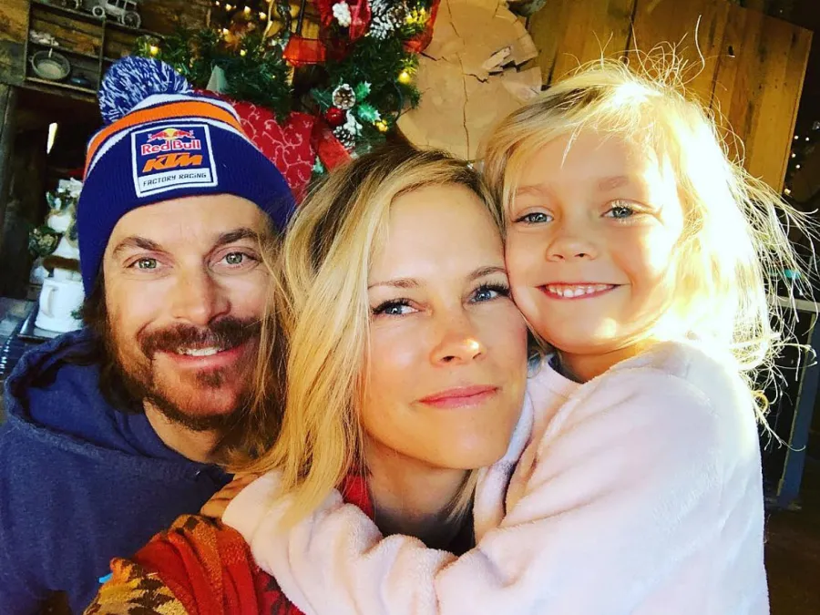 Oliver-Hudson More Celebs Post Tributes to Their Loves on Valentine's Day