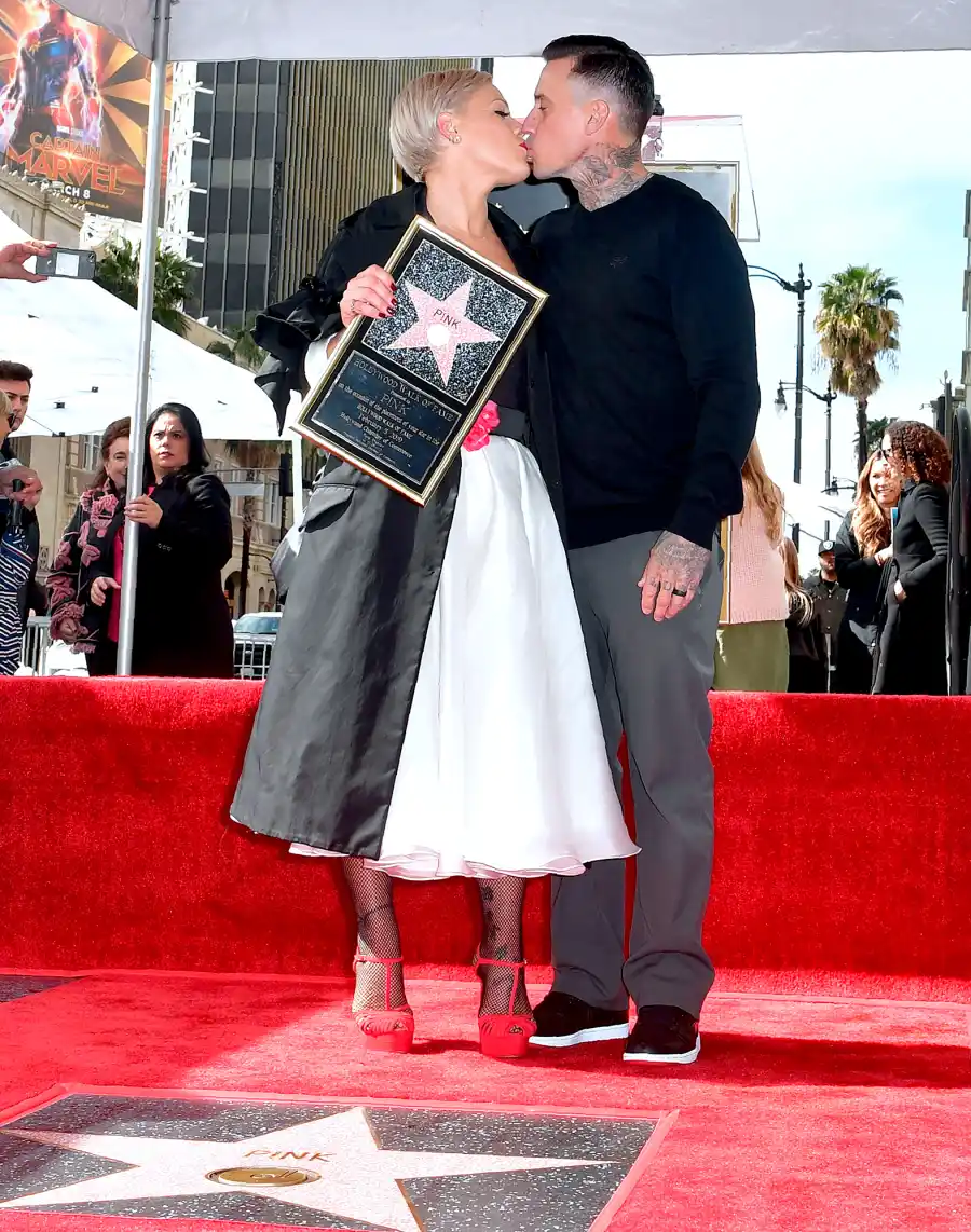 Pink-hollywood-star-ceremony-cary hart-kids