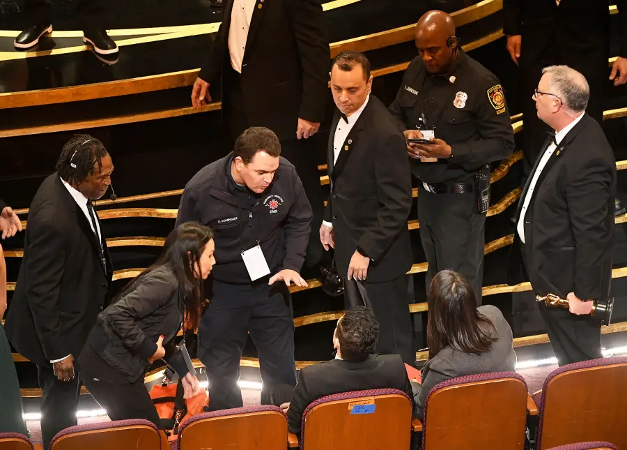 Rami Malek Tumbles Off Stage Best Actor Win Oscars 2019