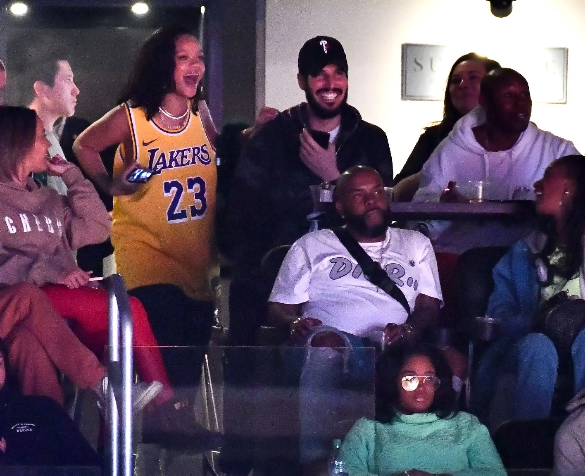Rihanna Celebrates Her Birthday With Her Boyfriend at Lakers Game