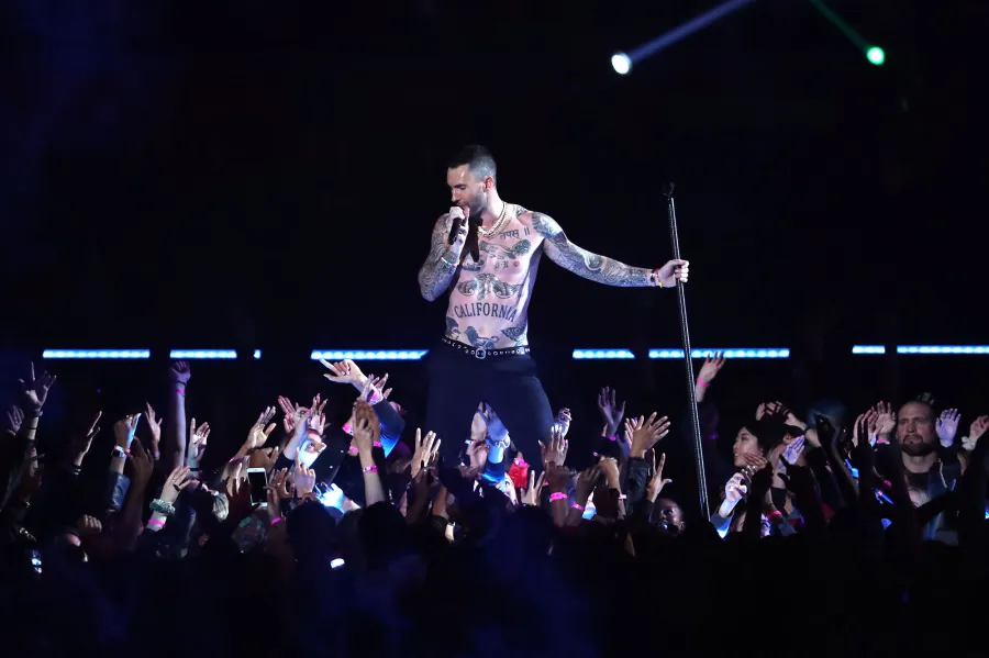 Super-Bowl-53-adam-levine-shirtless