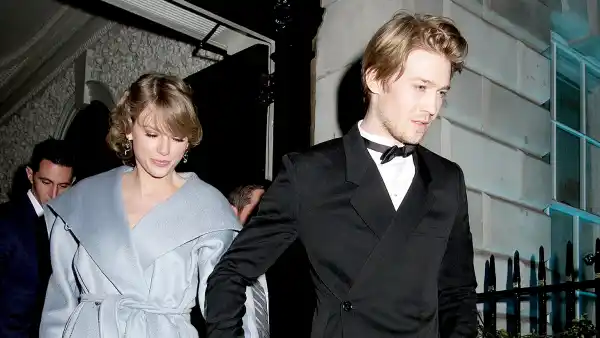 Taylor-Swift-Joe-Alwyn-oscars-2019