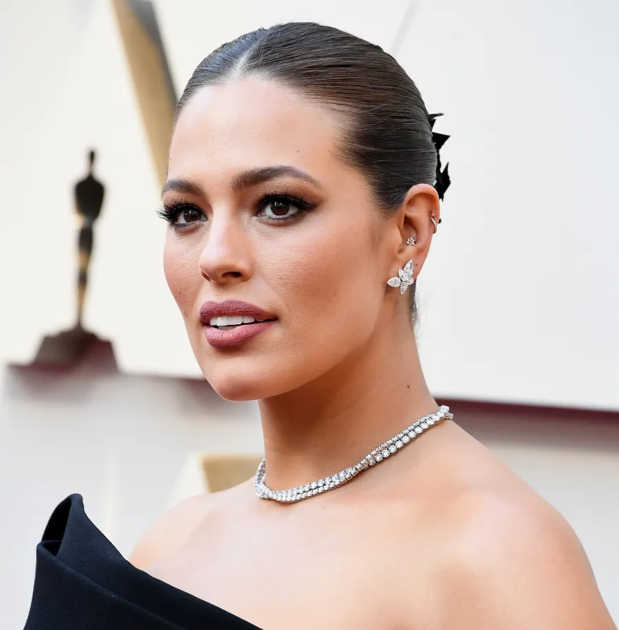 ashley-graham-oscars-2019