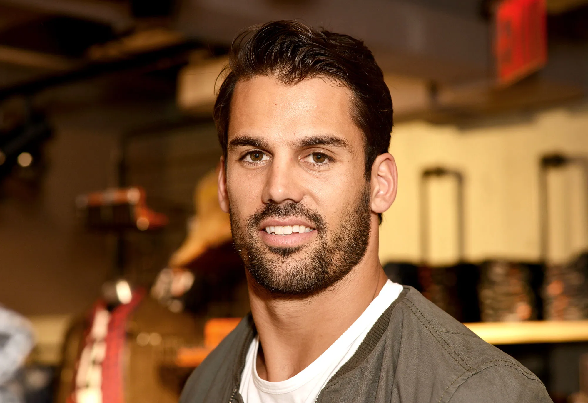 Eric Decker’s Dog Accompanies Him to a Workout at shawn Booths gym