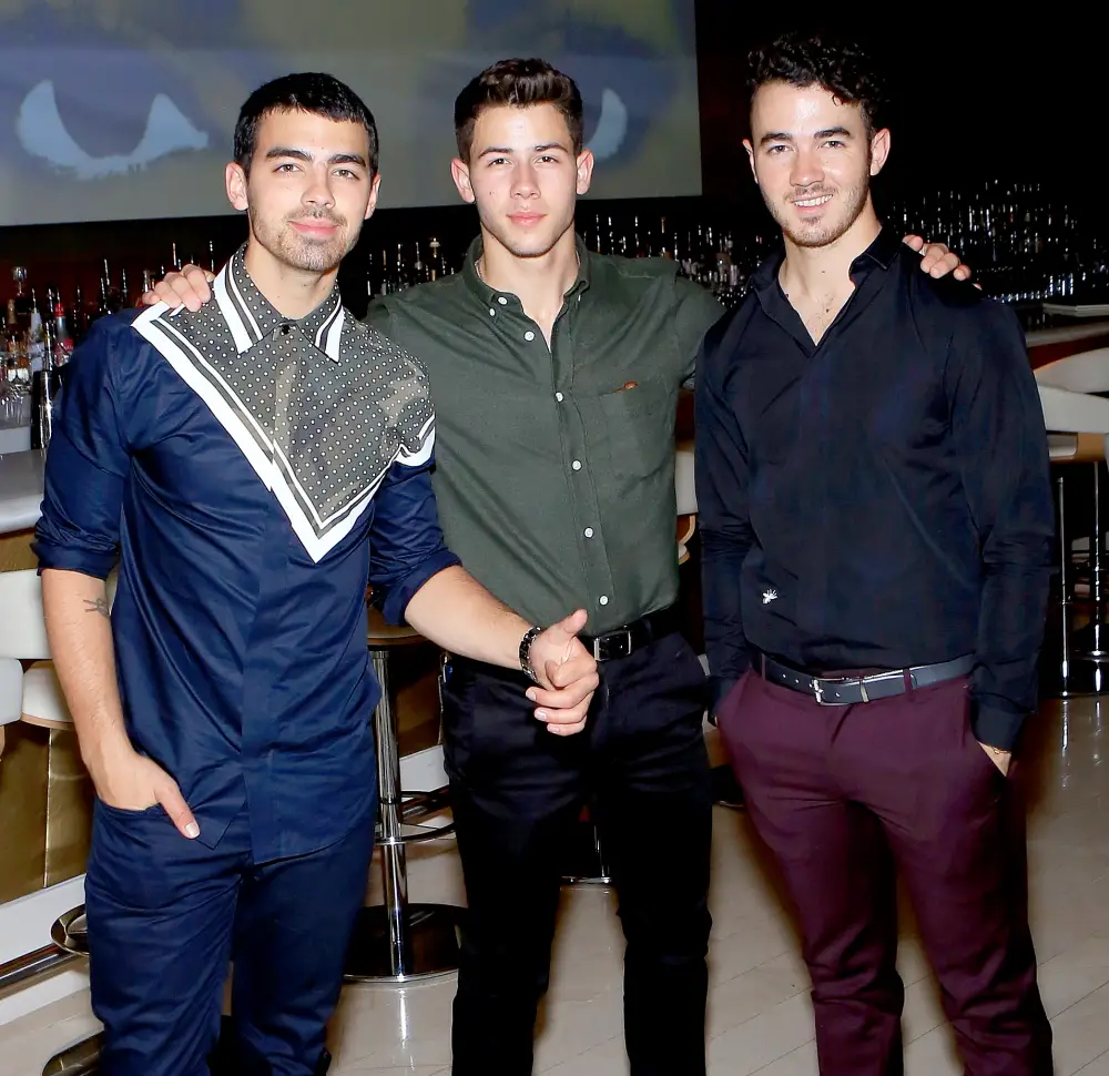 jonas-brothers-reunion