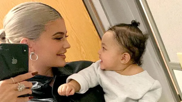 kylie-jenner-stormi-Super-Bowl-53