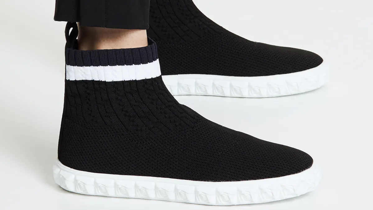 stuart weitzman booties