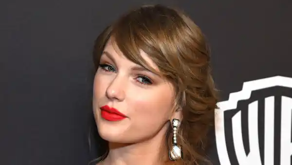 Why Taylor Swift’s Fans Think She’s Dropping New Album Soon