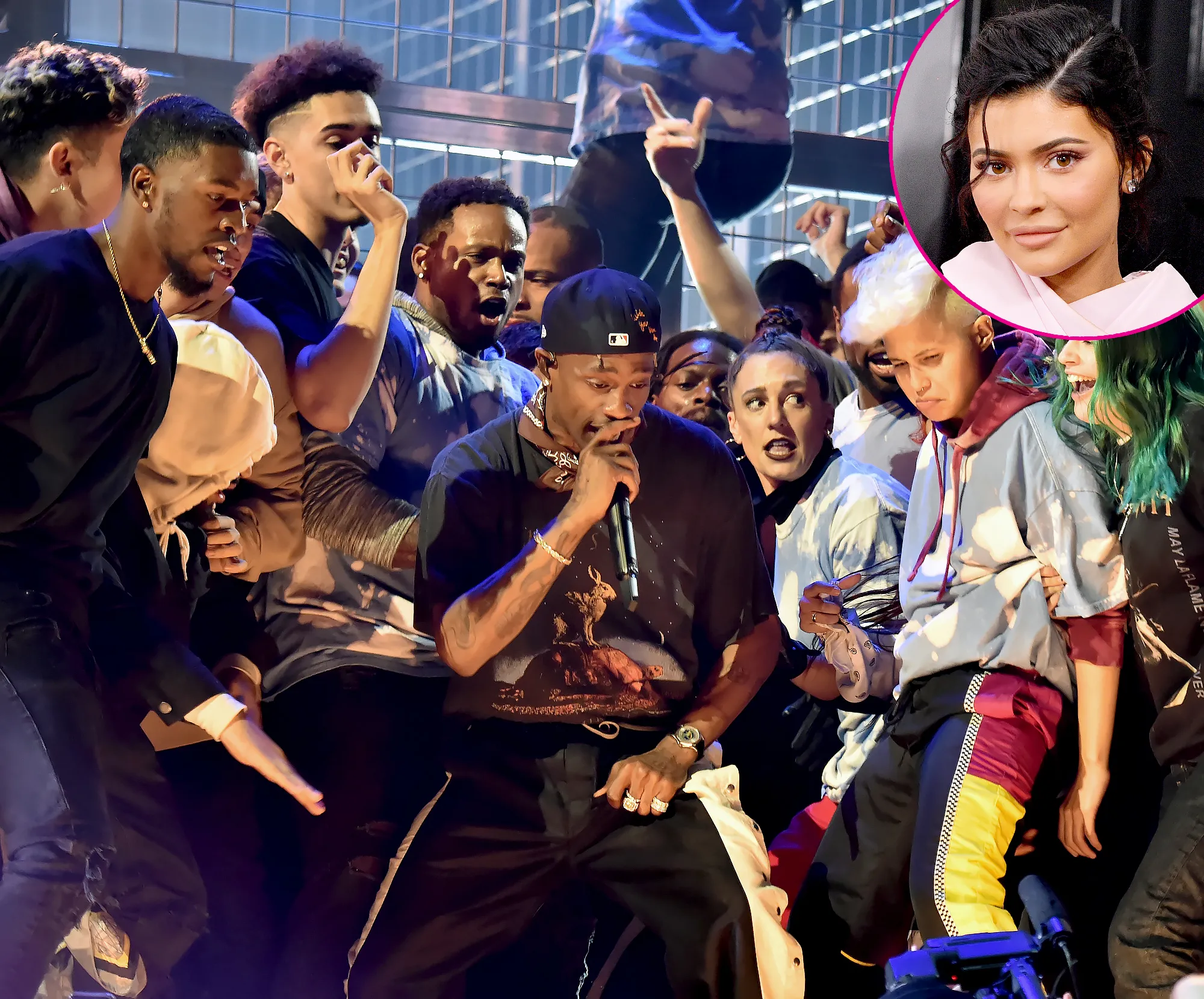 travis-scott-kylie-jenner-performance-grammys-2019