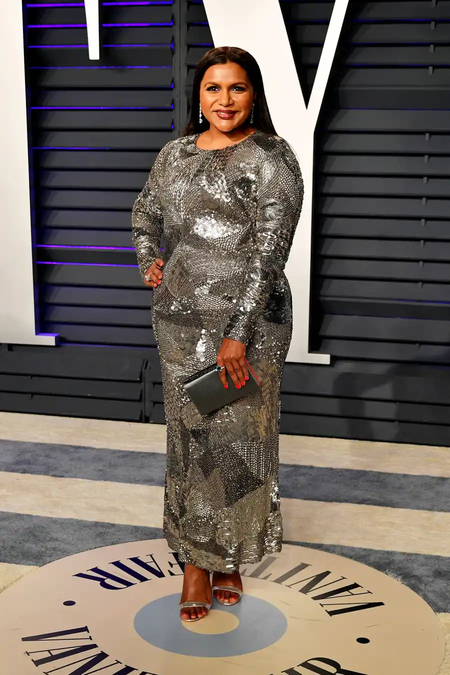 Mindy Kaling vanity fair oscars party 2019