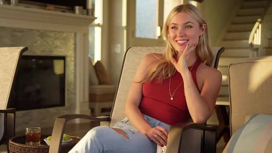 10 Things We Learned About Cassie The Bachelor Young Once