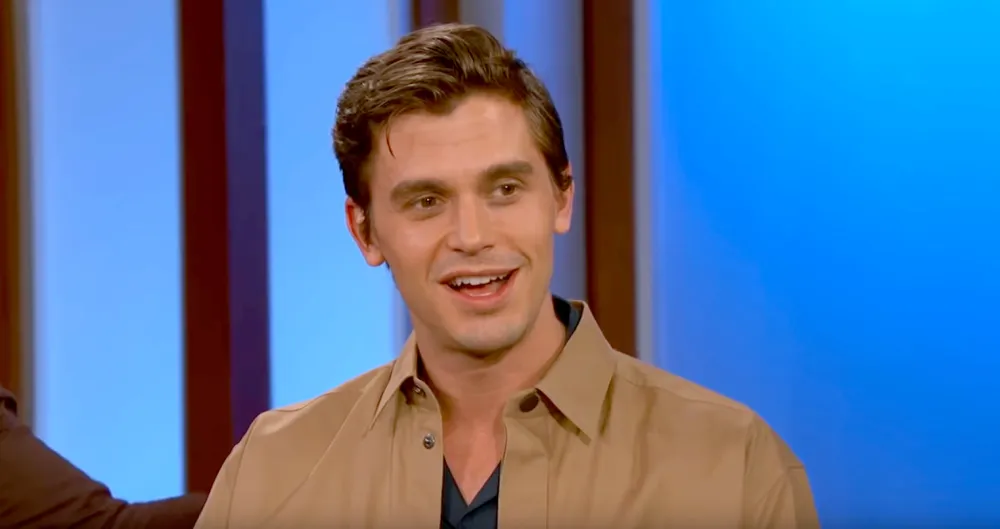 Antoni&rsquo;s-Photo-with-Kate-Beckinsale-&-Pete-Davidson