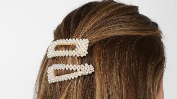 Today¹s Must-Have: Baublebar's Œ90s Hair Accessories Line