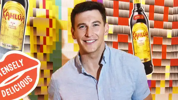 Blake Horstmann Reflects on Moving on After Becca Kufrin Split on ŒThe Bachelorette¹: ŒYou Can¹t Drunk Dial¹ the Lead