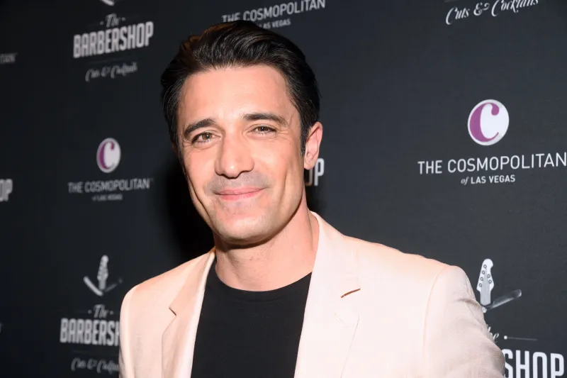 Gilles Marini Says He's 'Not going to throw any rocks' at Lori Loughlin