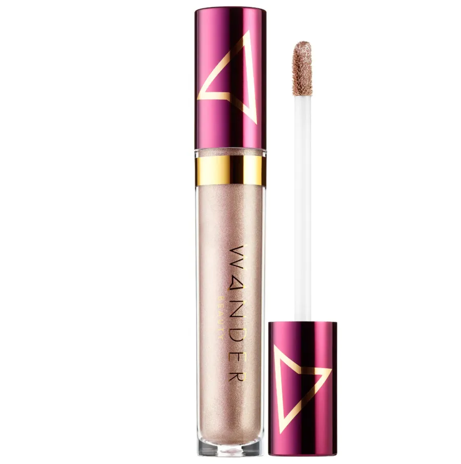 Copy Joey King's Sexy Shimmery Eye with These Liquid Shadows