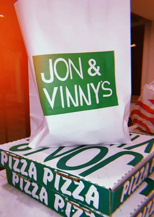 Hailey Baldwin&rsquo;s &lsquo;Favorite&rsquo; Date Night With Justin Bieber Involves Pizza