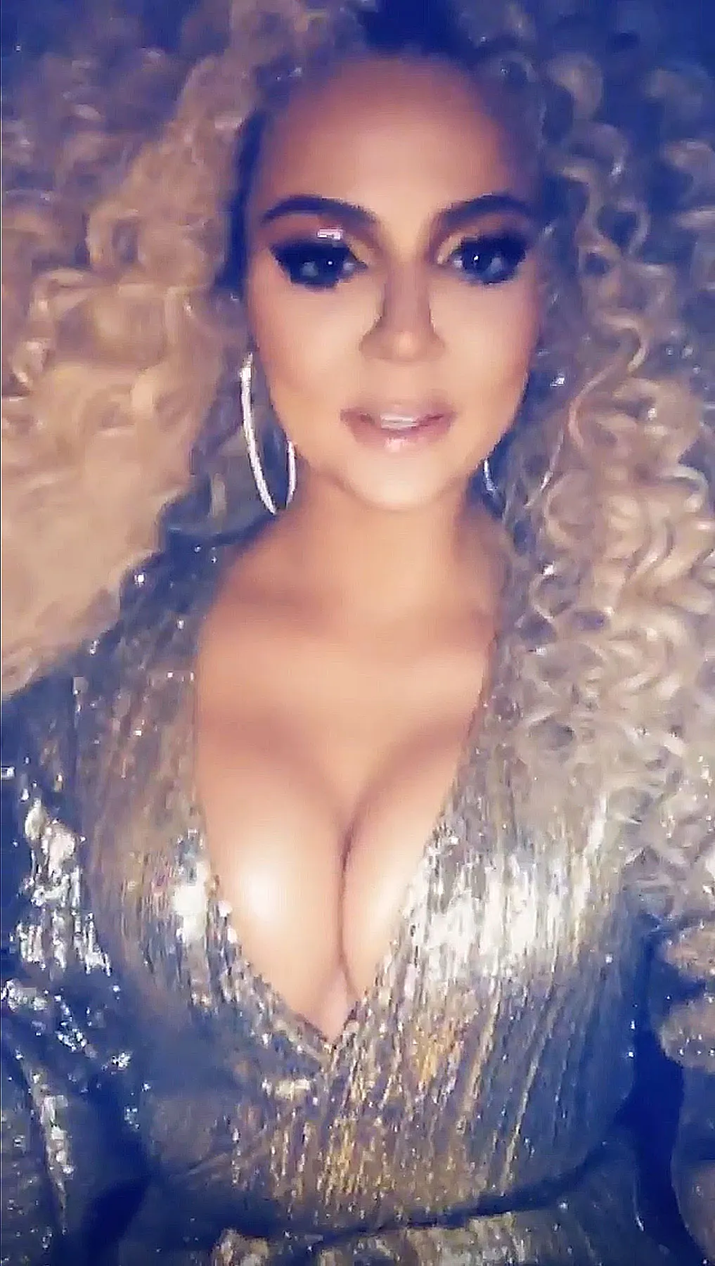Khloe Kardashian Epic Cleveage Boob Job
