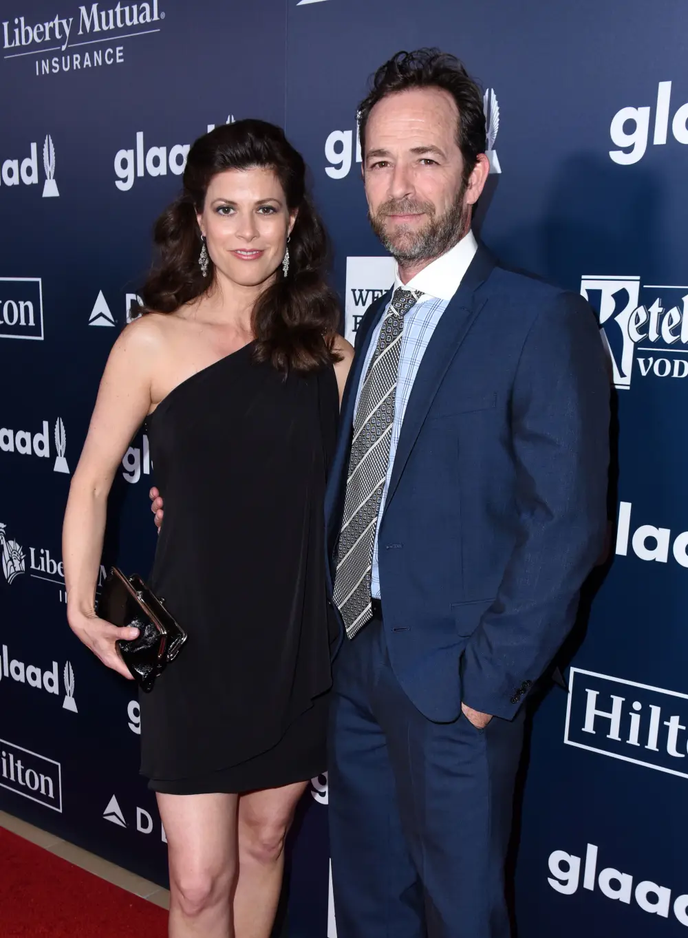 Luke Perry's Fianc&eacute;e Stepped Out Still Wearing Her Engagement Ring