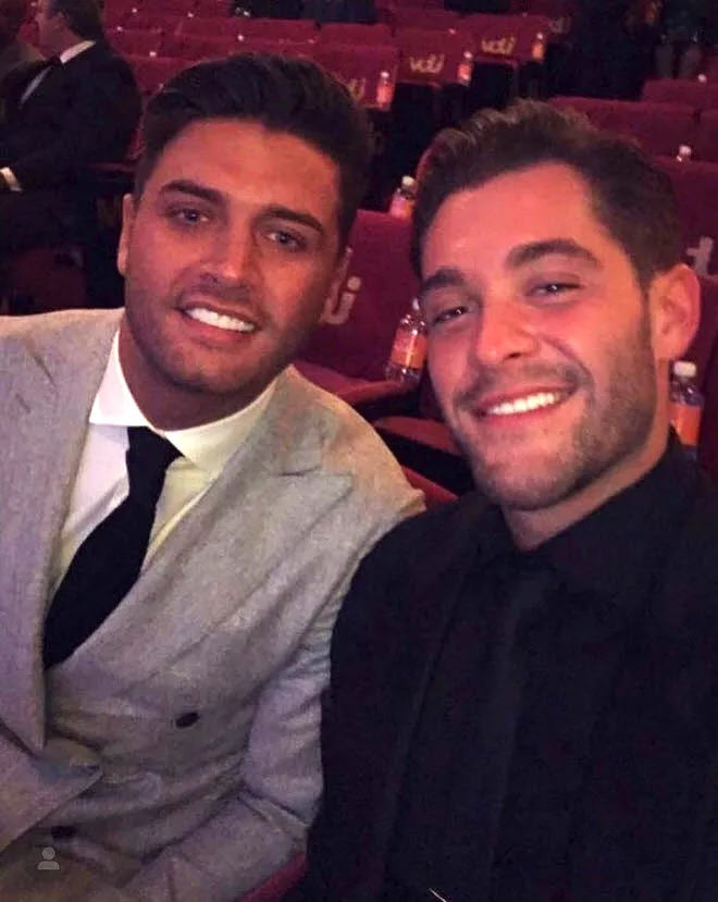 'Love Island' Stars Mourn Mike Thalassitis