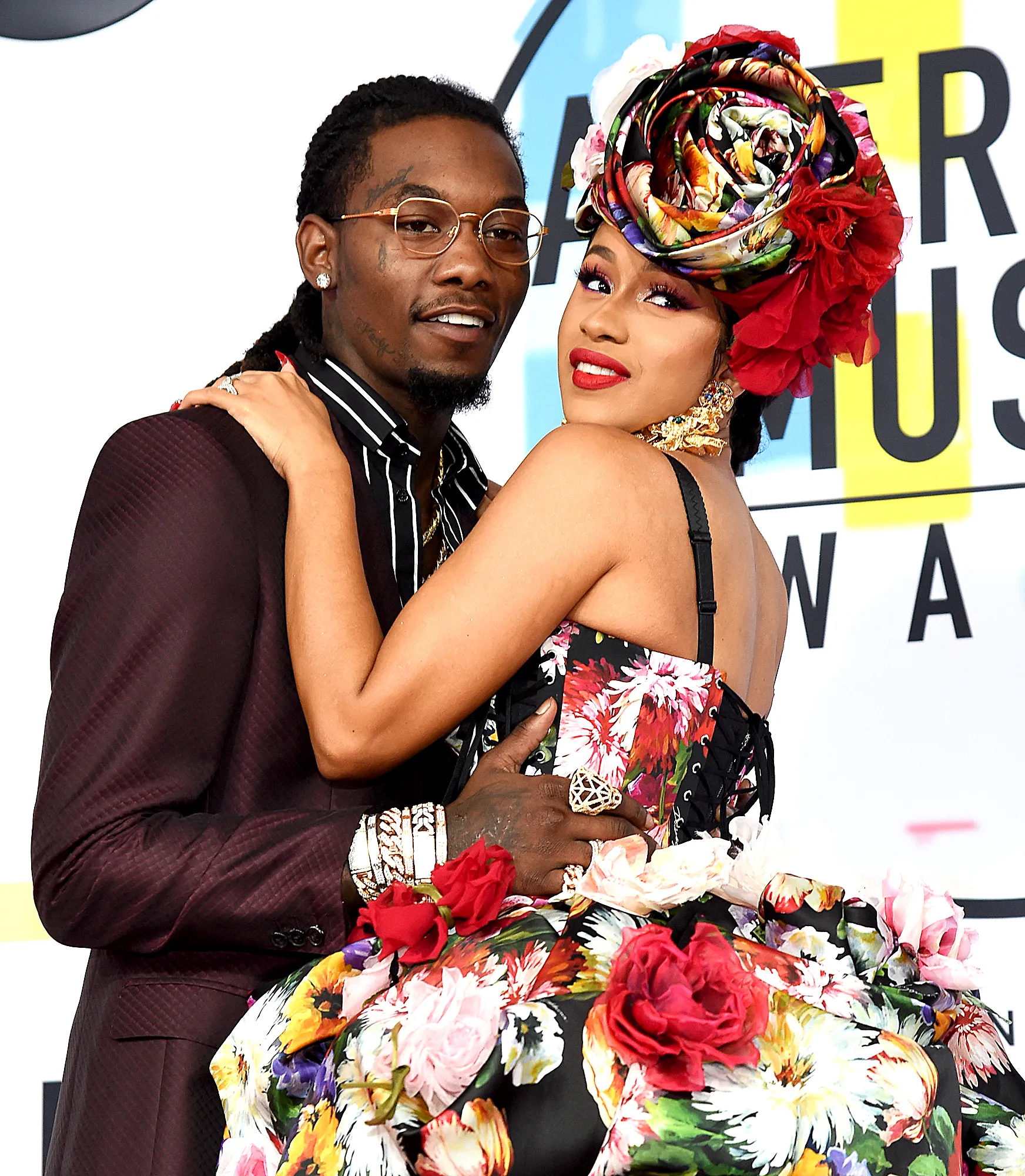 Offset-Calls-Cardi-B-the-‘Best-Mother-and-Hustler’