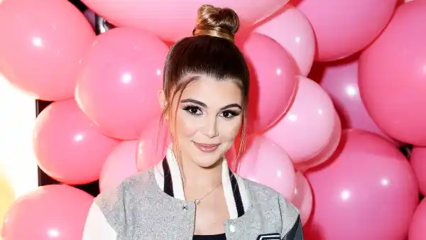 Olivia-Jade-Once-Joked-She-‘Literally-Never’-Went-to-High-School