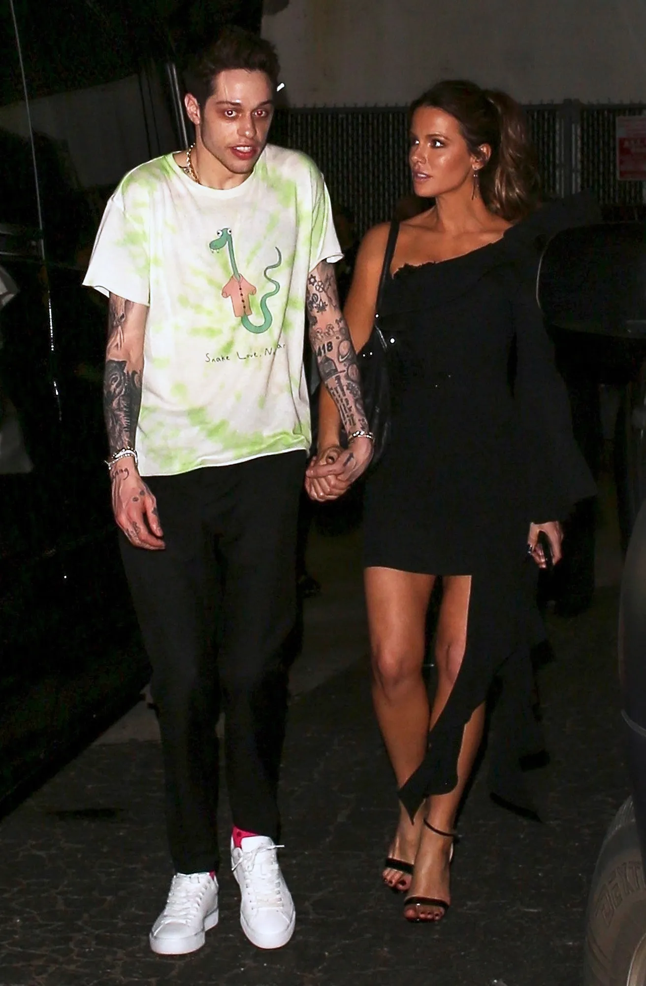 Pete Davidson Kate Beckinsale kiss