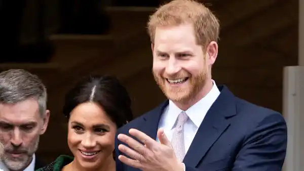 Prince-Harry-Sings-a-Classic-‘Sound-of-Music’-Song-to-Children