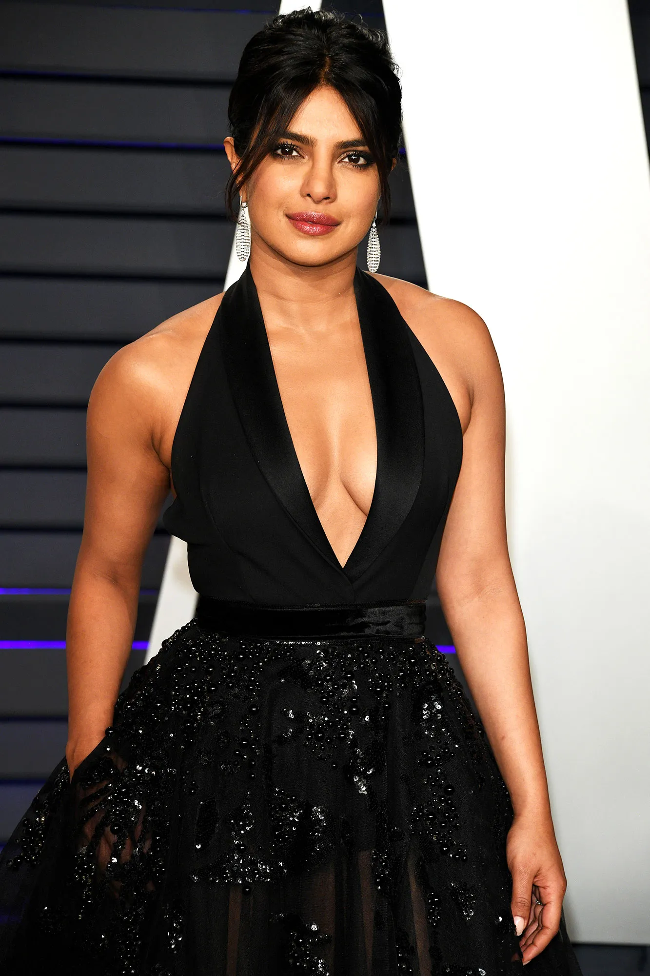 Priyanka Chopra's Makeup Artist Gives Us Her Spring Smokey Eye Tips