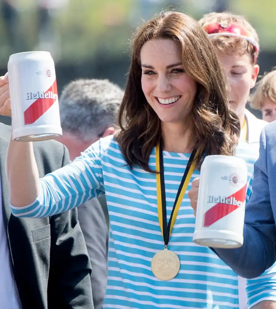 Raising-a-Glass-duchess-kate