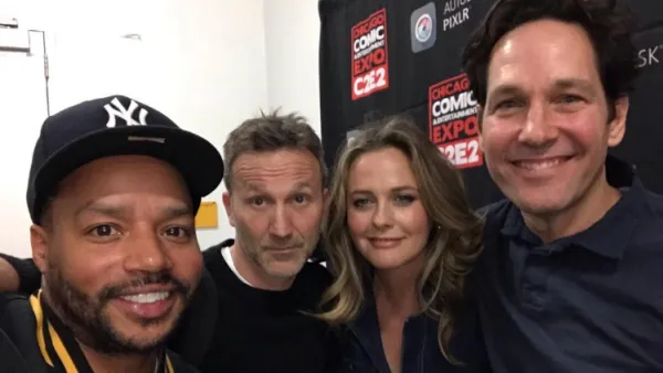 ‘Clueless’ Cast Reunion: See Alicia Silverstone, Paul Rudd, Donald Faison, More