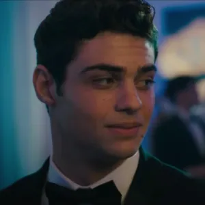 Noah Centineo Making Netflix Viewers Swoon Again in ’The Perfect Date’ Trailer
