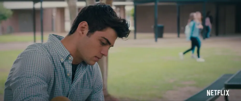 Noah Centineo Making Netflix Viewers Swoon Again in &rsquo;The Perfect Date&rsquo; Trailer