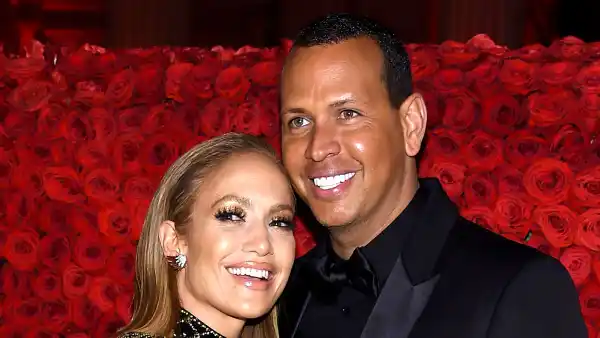 See the Moment A-Rod Proposed to J. Lo on Bended Knee