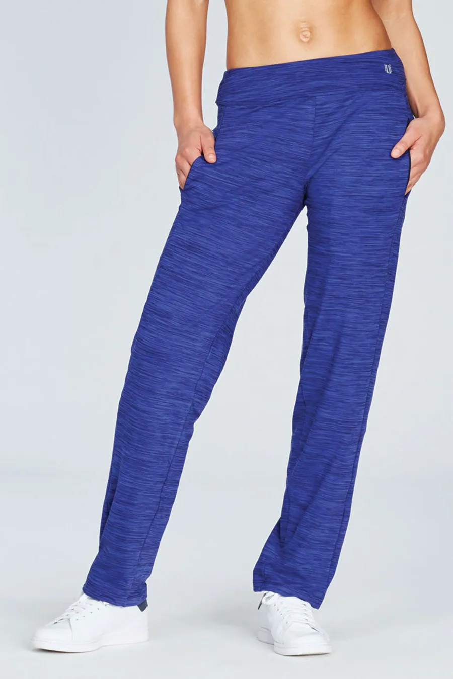 Venus Williams' Isola Athleisure Collection Just Dropped, See Our Favorite Pieces