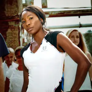 Venus Williams' Isola Athleisure Collection Just Dropped, See Our Favorite Pieces