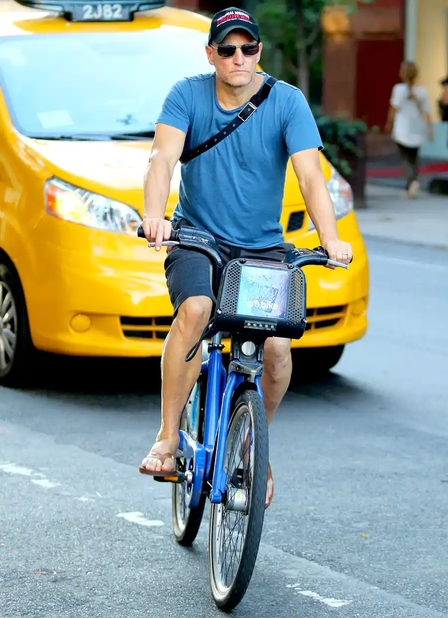 Woody-Harrelson-biking
