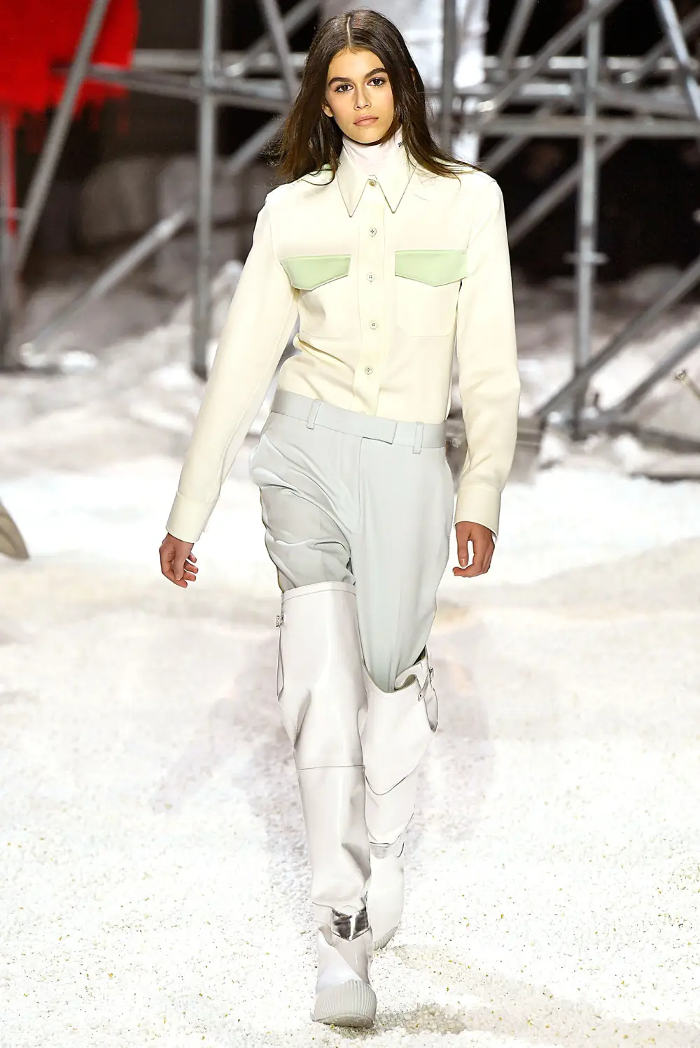 Celeb-Fave Calvin Klein Is Shutting Down Its Runway and Collection Businesses