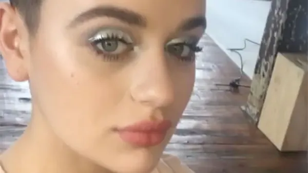 Copy Joey King's Sexy Shimmery Eye with These Liquid Shadows