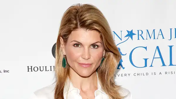 lori-loughlin-arrested