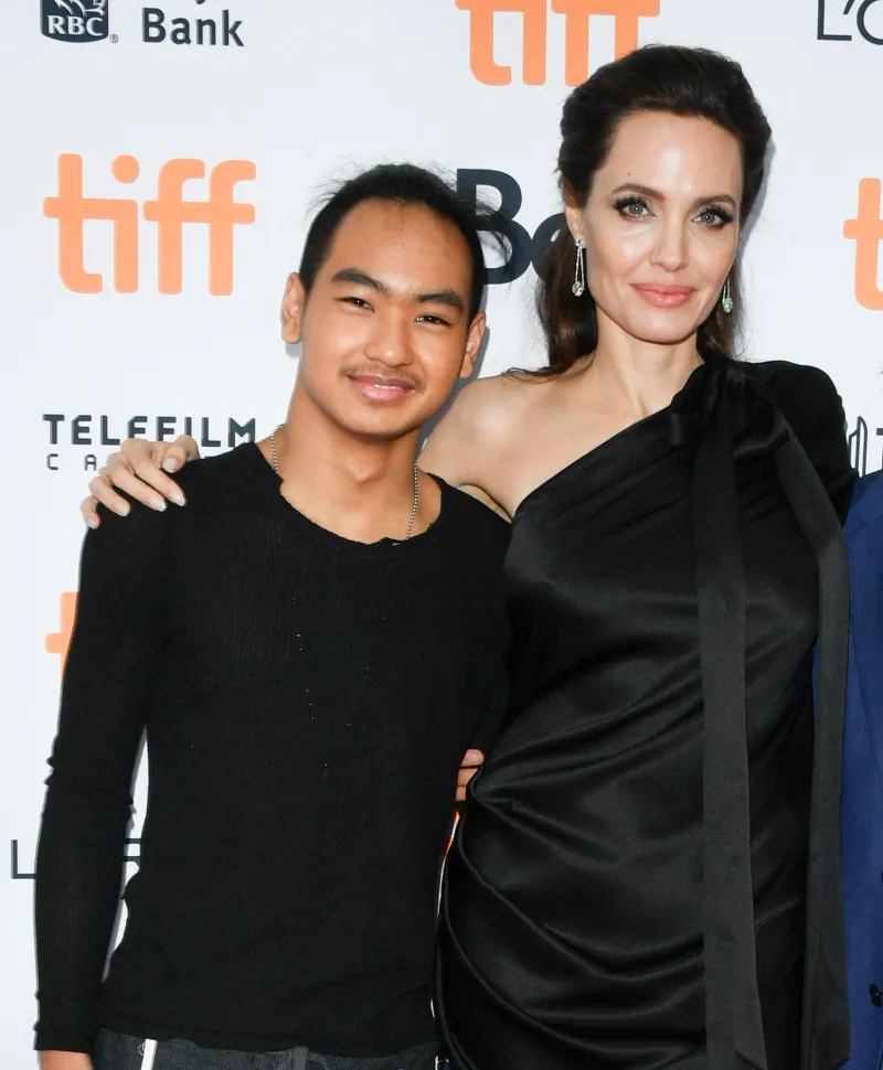 Angelina Jolie Maddox Online VIP