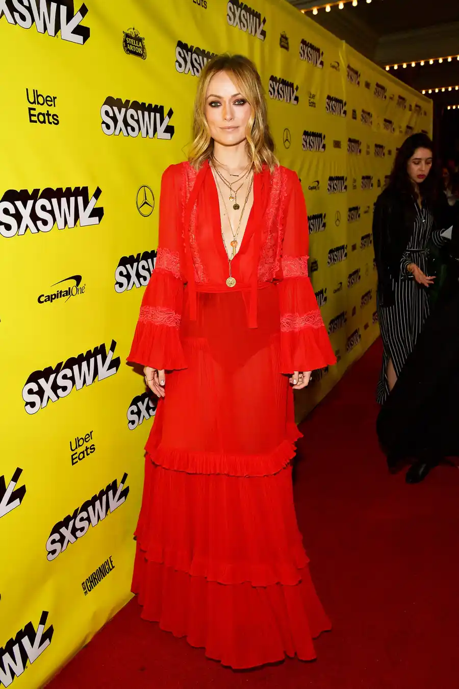 red carpet gallery for Stylish Dundas Olivia Wilde