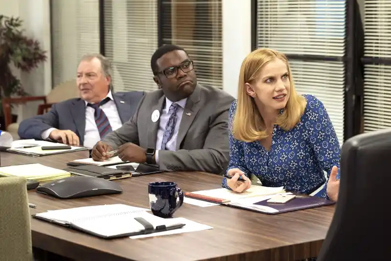 Kevin Dunn, Sam Richardson, and Anna Chlumsky 25 Things You DOn't Know About Me