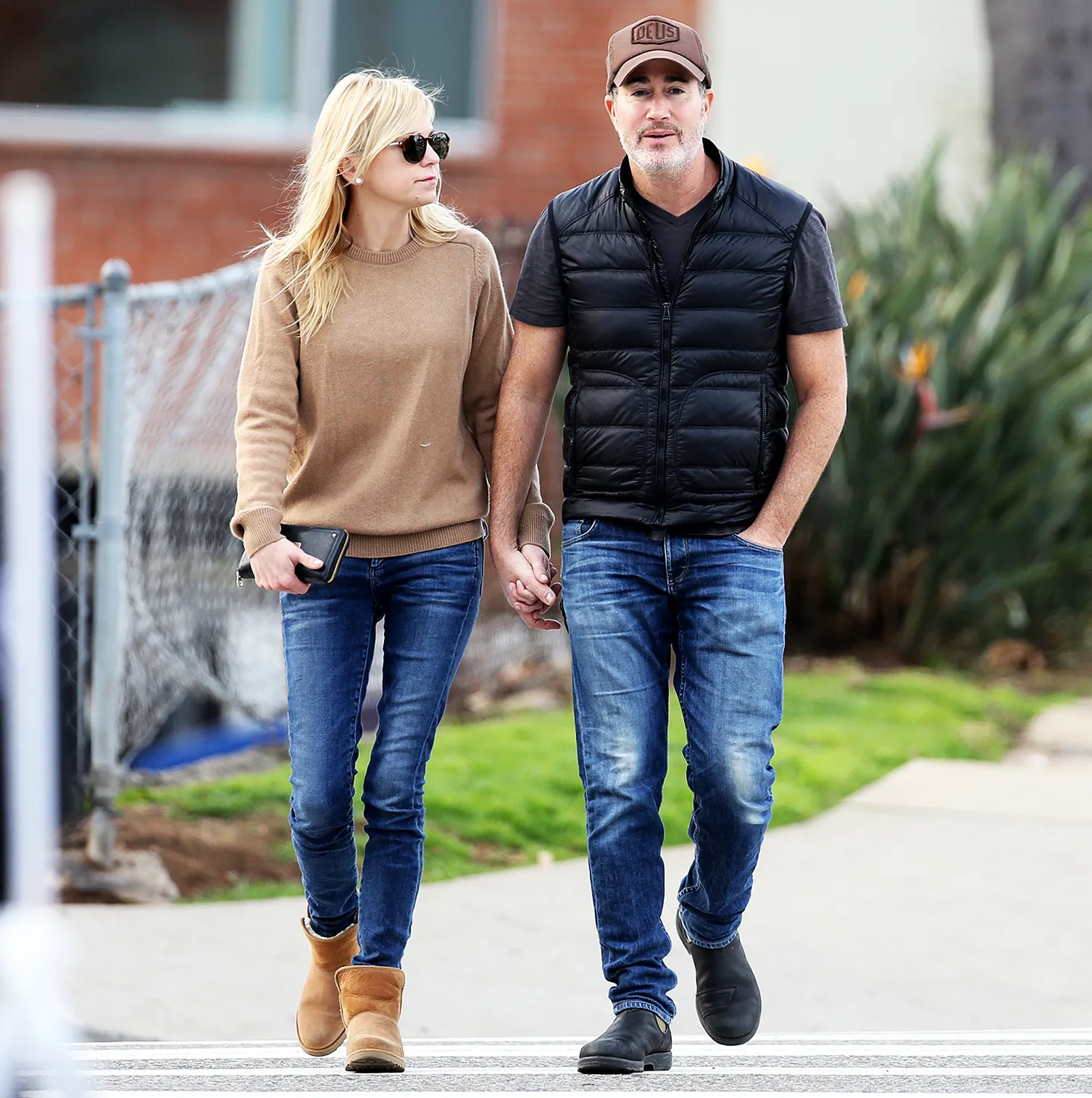 Anna-Faris-Michael-Barrett-marry